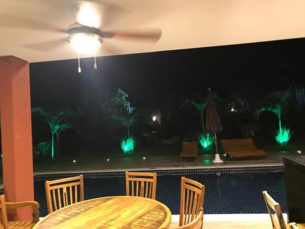 Casa Temporada - 4 Suites - Condominio Luxo - Piscina Extraordinaria - Praia De Itacimirim-Ba Camacari Ngoại thất bức ảnh